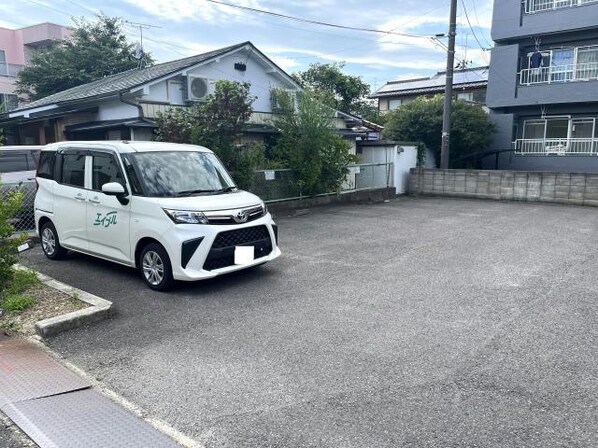 郡山駅 バス15分  鶴見坦交差点下車：停歩5分 1階の物件外観写真